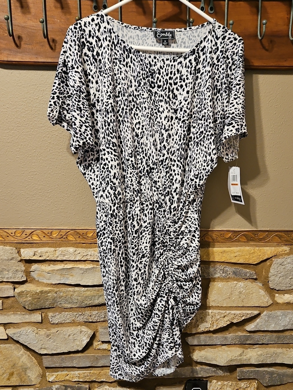 NWT Everlily Dress Size Medium